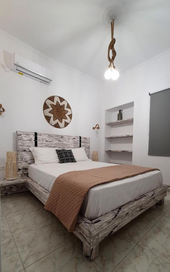 Alexandra'S Boutique House Apartment Triovasalos Luaran gambar