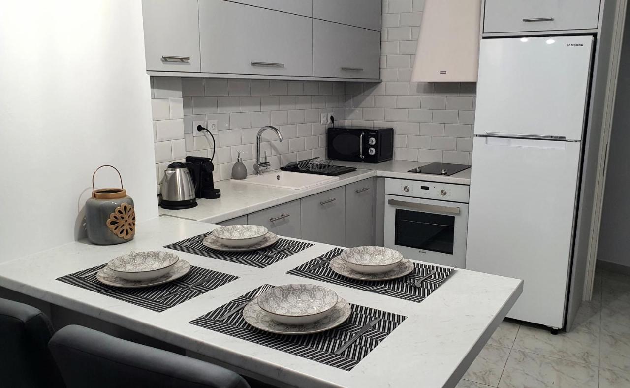 Alexandra'S Boutique House Apartment Triovasalos Luaran gambar