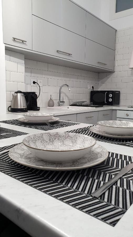 Alexandra'S Boutique House Apartment Triovasalos Luaran gambar